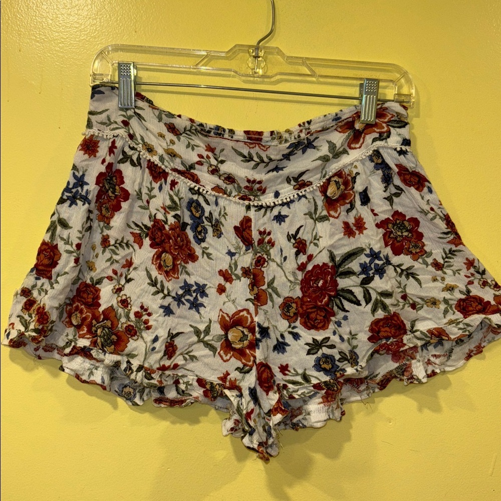 American Eagle Outfitters Floral Patterned Shorts